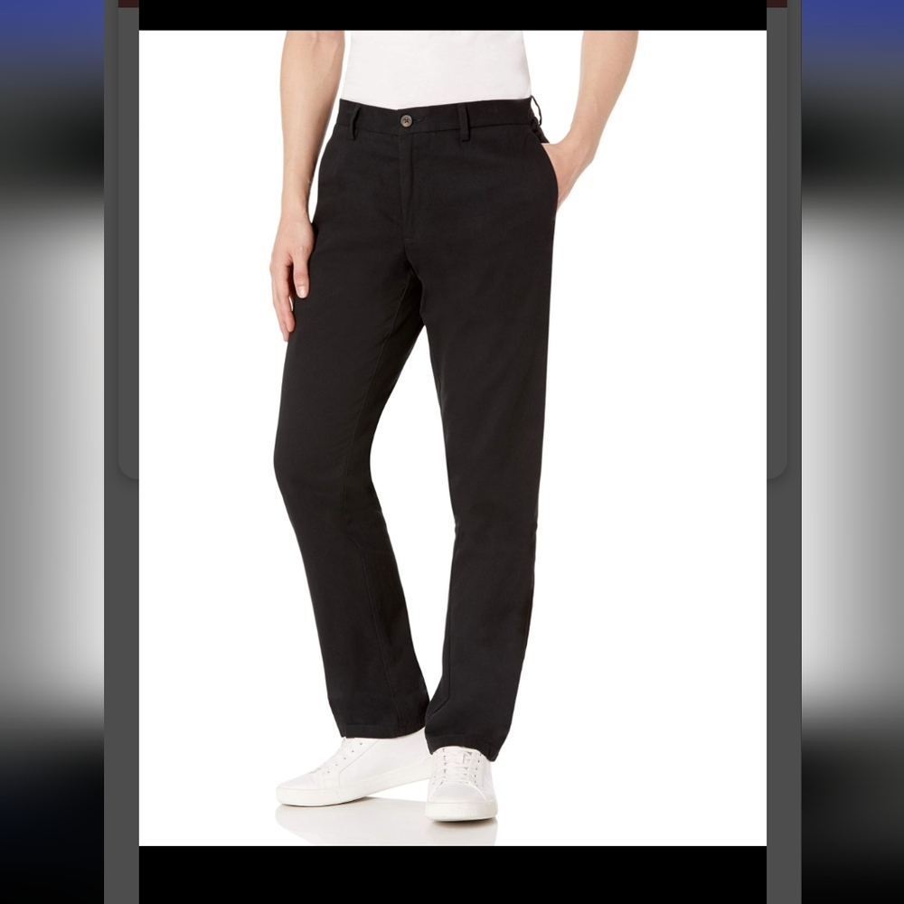 Amazon Essentials Mens Classic-Fit Wrinkle-Resistant Flat-Front Chino Pant 28X30